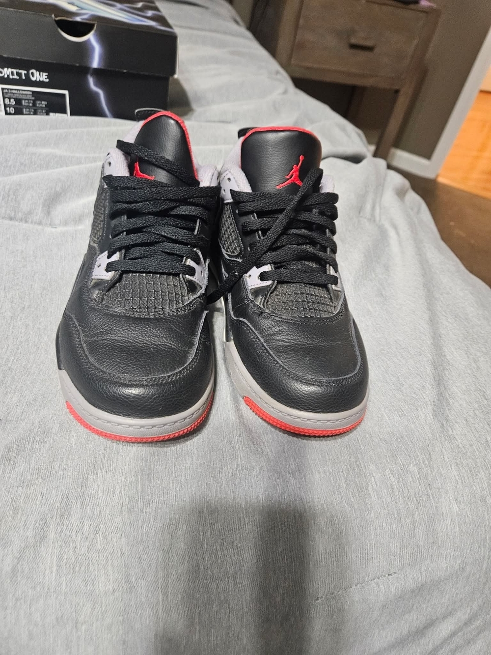 Jordan Black and Red Low-Top Sneakers Boys Size 3Y